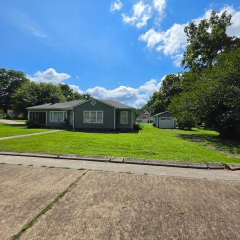 601 Laurel Avenue, South Pittsburg, TN 37380
