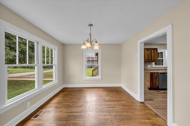 601 Laurel Avenue, South Pittsburg, TN 37380