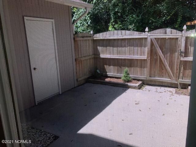 1851 Quail Ridge Road J, Greenville, NC 27858