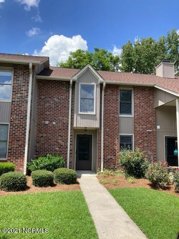 1851 Quail Ridge Road J, Greenville, NC 27858