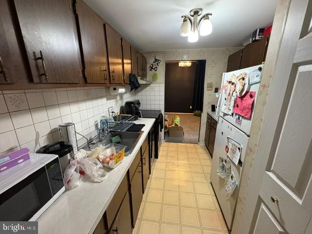 27702 VALLEY RUN DR, Wilmington, DE 19810