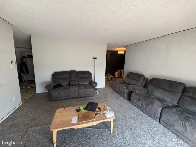 27702 VALLEY RUN DR, Wilmington, DE 19810