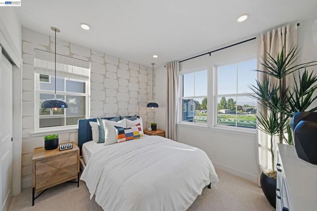 4898 Las Positas Road 202, Livermore, CA 94551