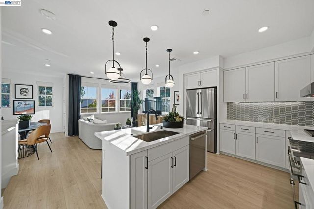 4898 Las Positas Road 202, Livermore, CA 94551