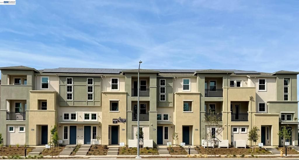 4898 Las Positas Road 202, Livermore, CA 94551