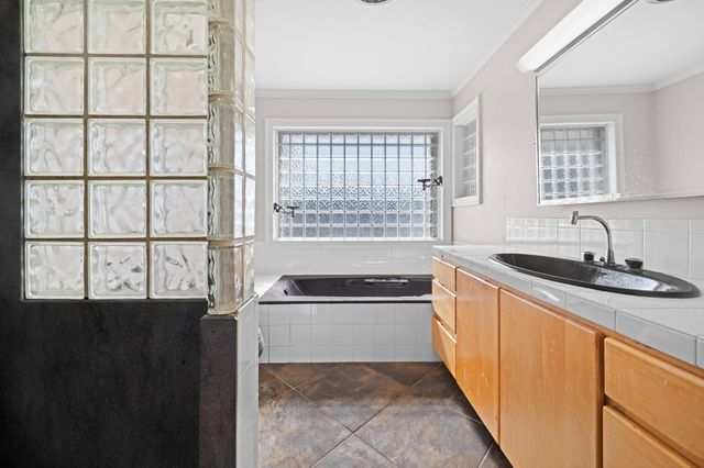 1609 Bayou Black Dr, Houma, LA 70360