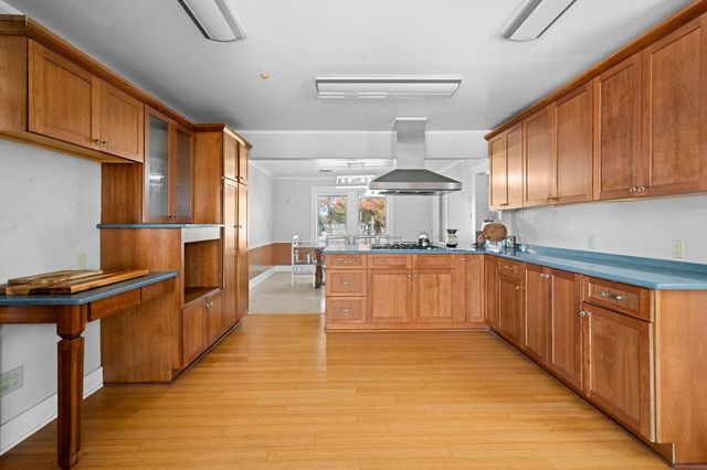 1609 Bayou Black Dr, Houma, LA 70360