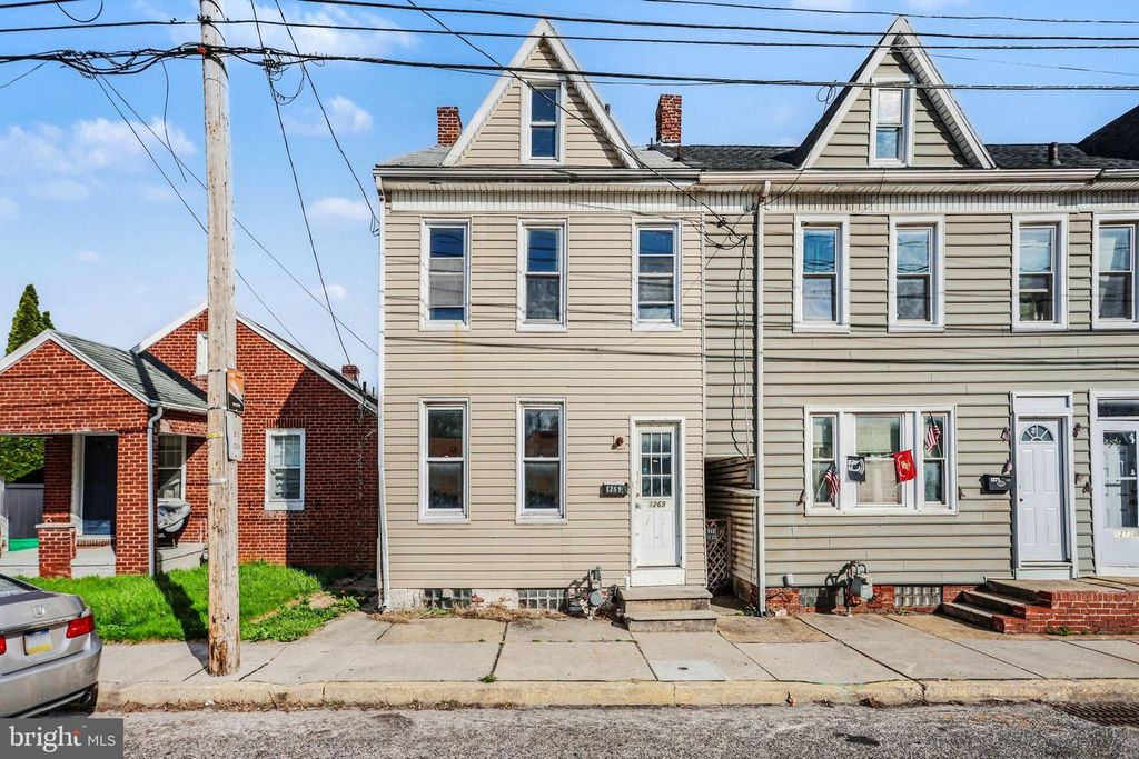 1269 E PHILADELPHIA ST, York, PA 17403