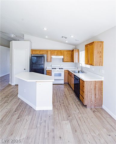 4205 West Delhi Avenue, North Las Vegas, NV 89032