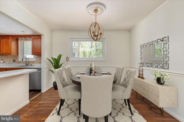 5815 OTTAWA RD, Centreville, VA 20120