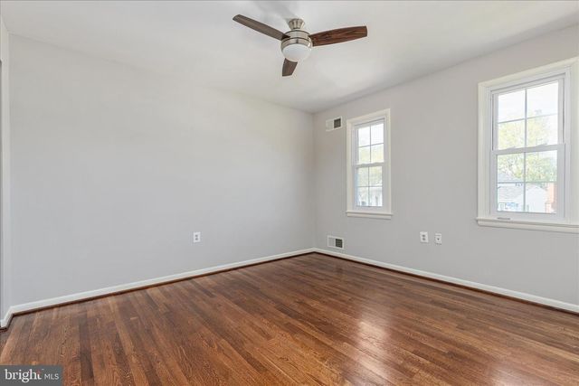 5815 OTTAWA RD, Centreville, VA 20120