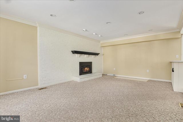 5815 OTTAWA RD, Centreville, VA 20120
