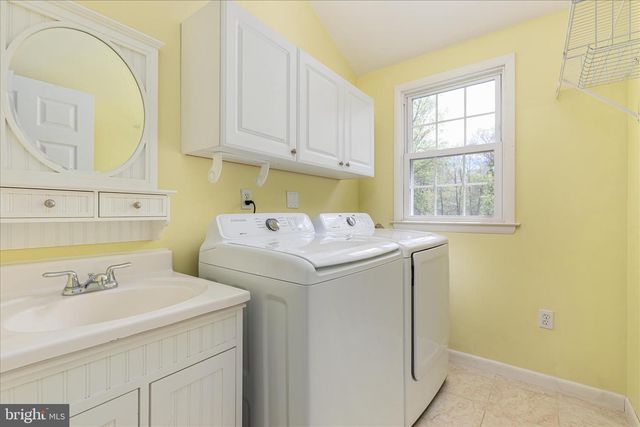 5815 OTTAWA RD, Centreville, VA 20120