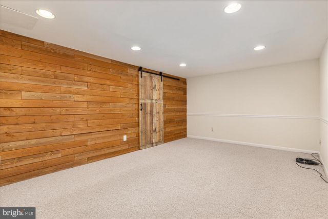 5815 OTTAWA RD, Centreville, VA 20120