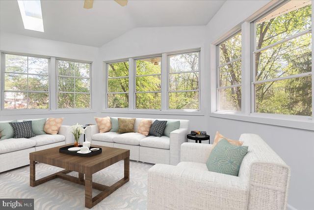 5815 OTTAWA RD, Centreville, VA 20120