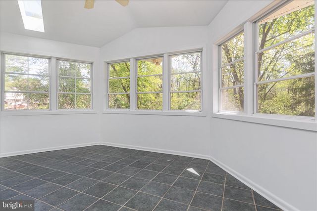 5815 OTTAWA RD, Centreville, VA 20120