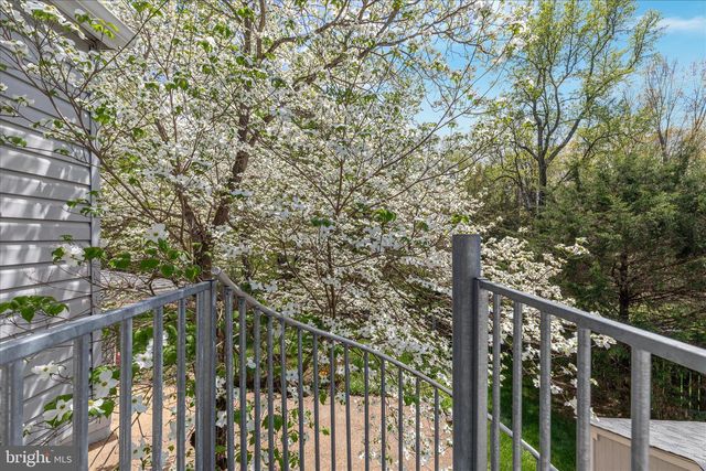 5815 OTTAWA RD, Centreville, VA 20120