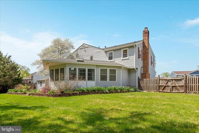 5815 OTTAWA RD, Centreville, VA 20120