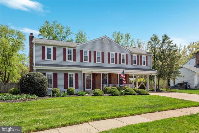 5815 OTTAWA RD, Centreville, VA 20120