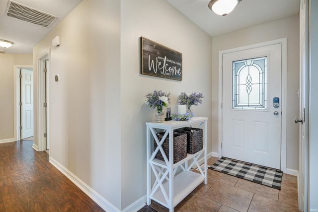 4000 Eagle Watch Drive, Evansville, IN 47725