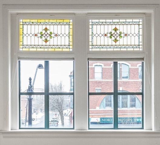 30 Pleasant St 4, Northampton, MA 01060