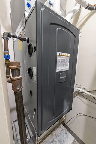 30 Pleasant St 4, Northampton, MA 01060