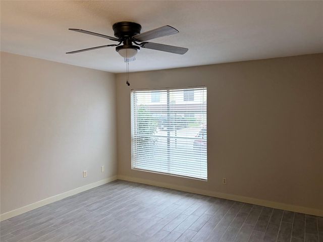 14515 Wunderlich Drive 811, Houston, TX 77069