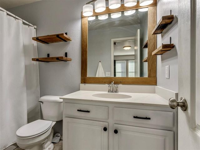 2828 NW 184th Terrace, Edmond, OK 73012