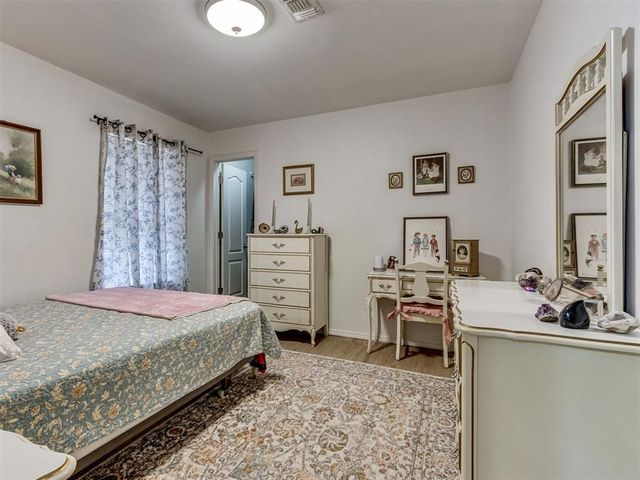 2828 NW 184th Terrace, Edmond, OK 73012