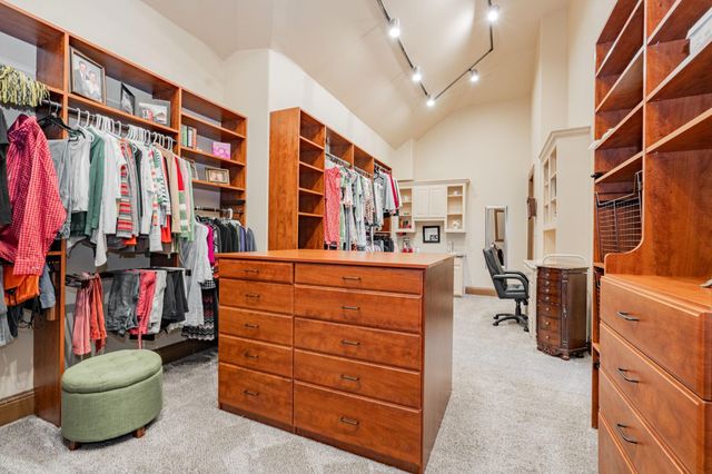 323 Kings. Court, Forney, TX 75126