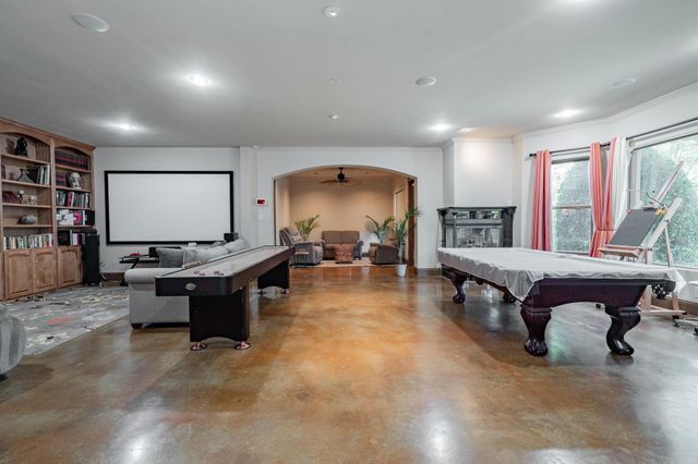 323 Kings. Court, Forney, TX 75126