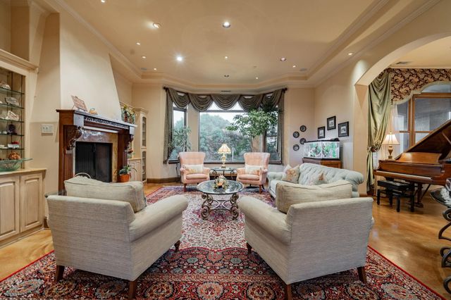323 Kings. Court, Forney, TX 75126