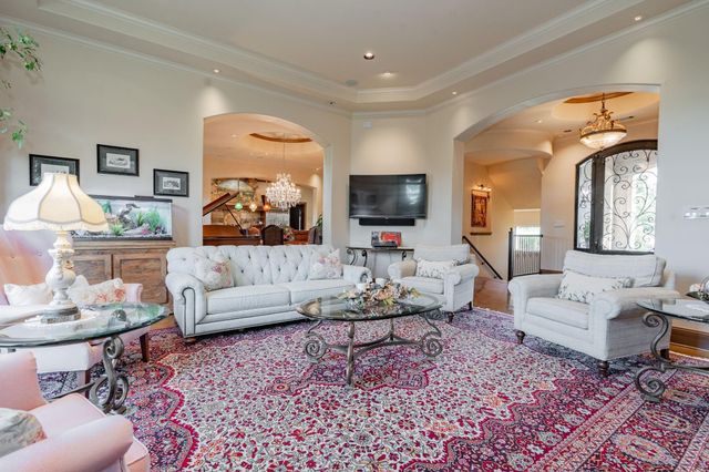 323 Kings. Court, Forney, TX 75126
