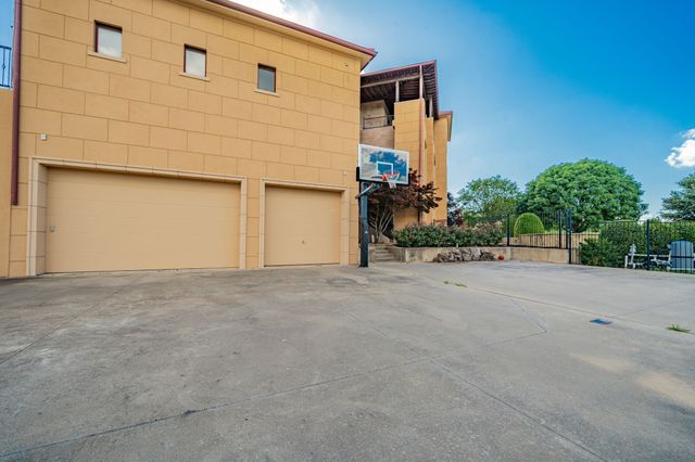 323 Kings. Court, Forney, TX 75126