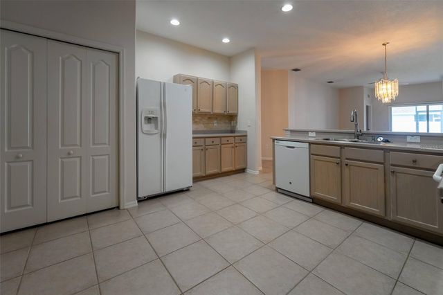 19127 WEYMOUTH DRIVE, Land O Lakes, FL 34638