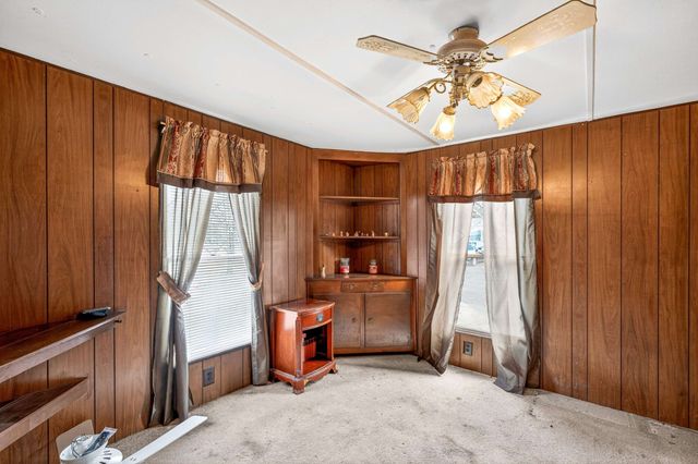 133 Hillview Dr, La Vergne, TN 37086