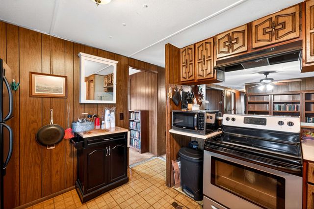 133 Hillview Dr, La Vergne, TN 37086