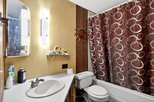 133 Hillview Dr, La Vergne, TN 37086