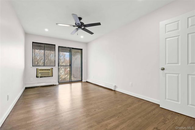 67-07 Selfridge Street 3rd Floor, Forest Hills, NY 11375