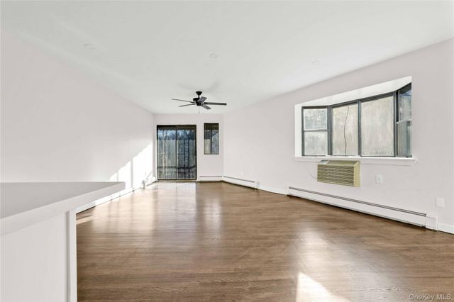 67-07 Selfridge Street 3rd Floor, Forest Hills, NY 11375