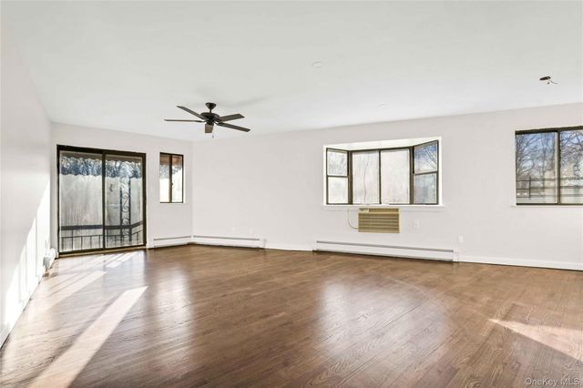 67-07 Selfridge Street 3rd Floor, Forest Hills, NY 11375