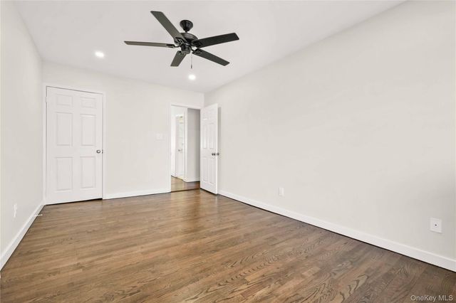 67-07 Selfridge Street 3rd Floor, Forest Hills, NY 11375