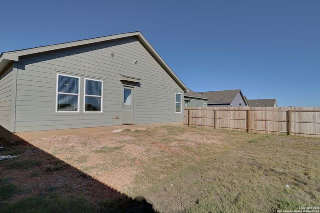 116 Aidan Trl, Fredericksburg, TX 78624