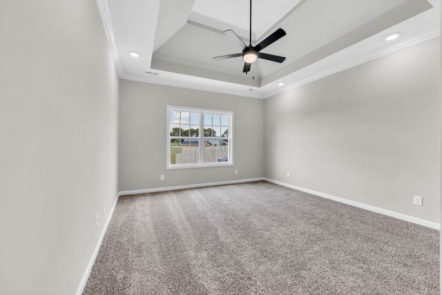 472 Ayden Ln, Clarksville, TN 37042