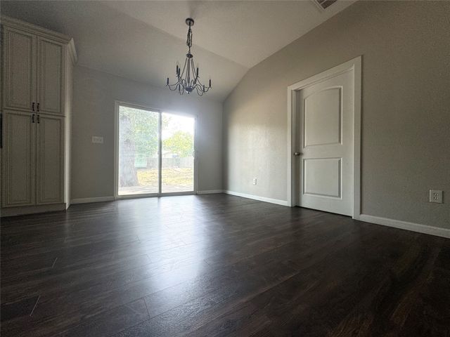 314 N Dubellette Street, Weatherford, TX 76086