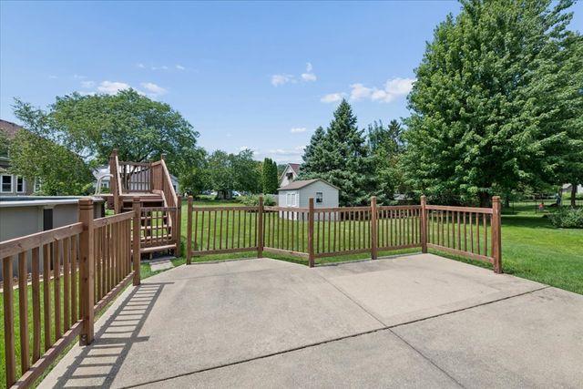 95 Winter Hill Circle, Montgomery, IL 60538