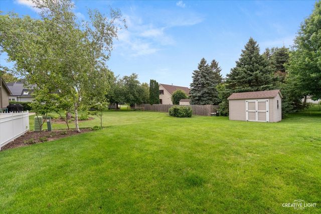 95 Winter Hill Circle, Montgomery, IL 60538