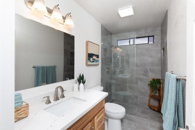1100 Whitewater, Santa Cruz, CA 95062