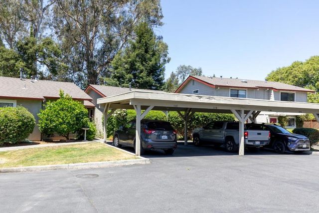 1100 Whitewater, Santa Cruz, CA 95062