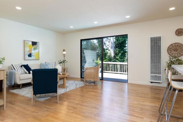 1100 Whitewater, Santa Cruz, CA 95062